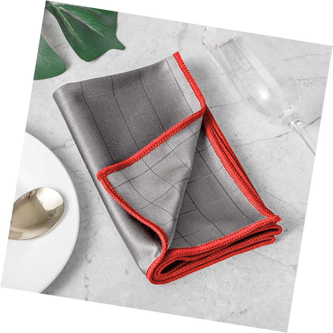 woopify-src:https://manager.labonas.com/wp-content/uploads/2025/08/Chiffon-de-Nettoyage-en-Fibre-de-Carbone-9.png