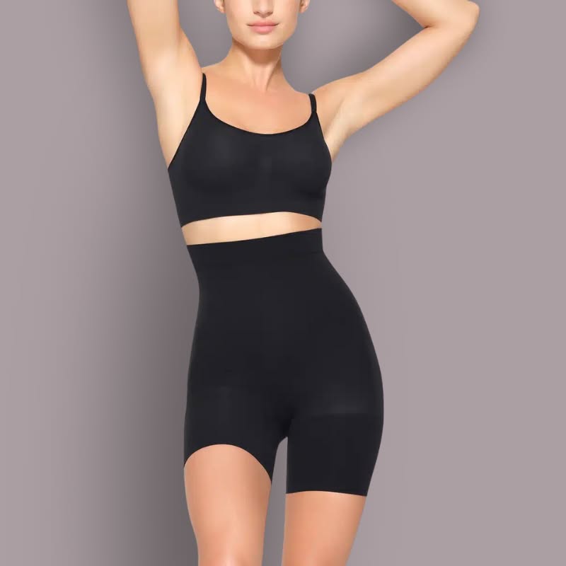 woopify-src:https://manager.labonas.com/wp-content/uploads/2025/09/Sous-vetement-sculptant-4.jpg